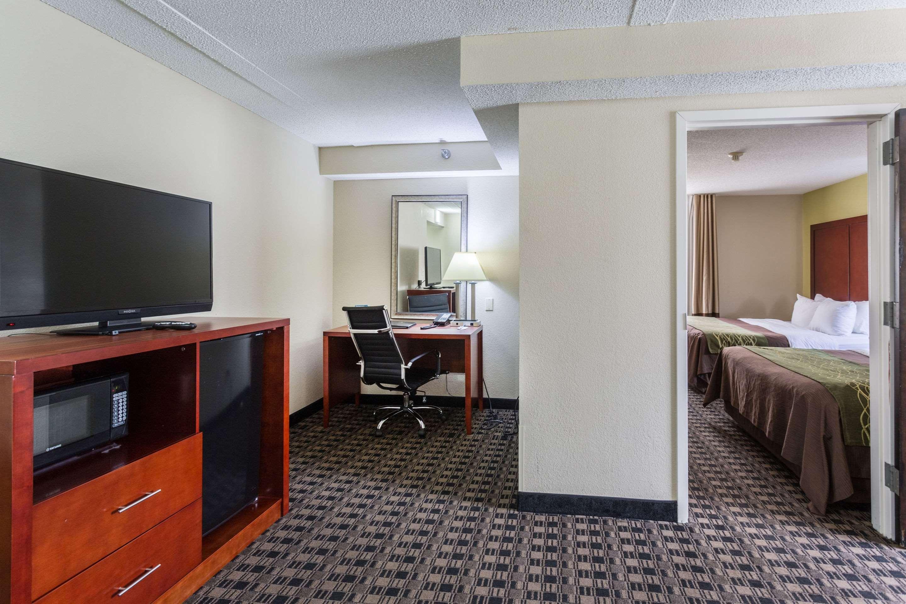 Comfort Inn Decatur Priceville Buitenkant foto