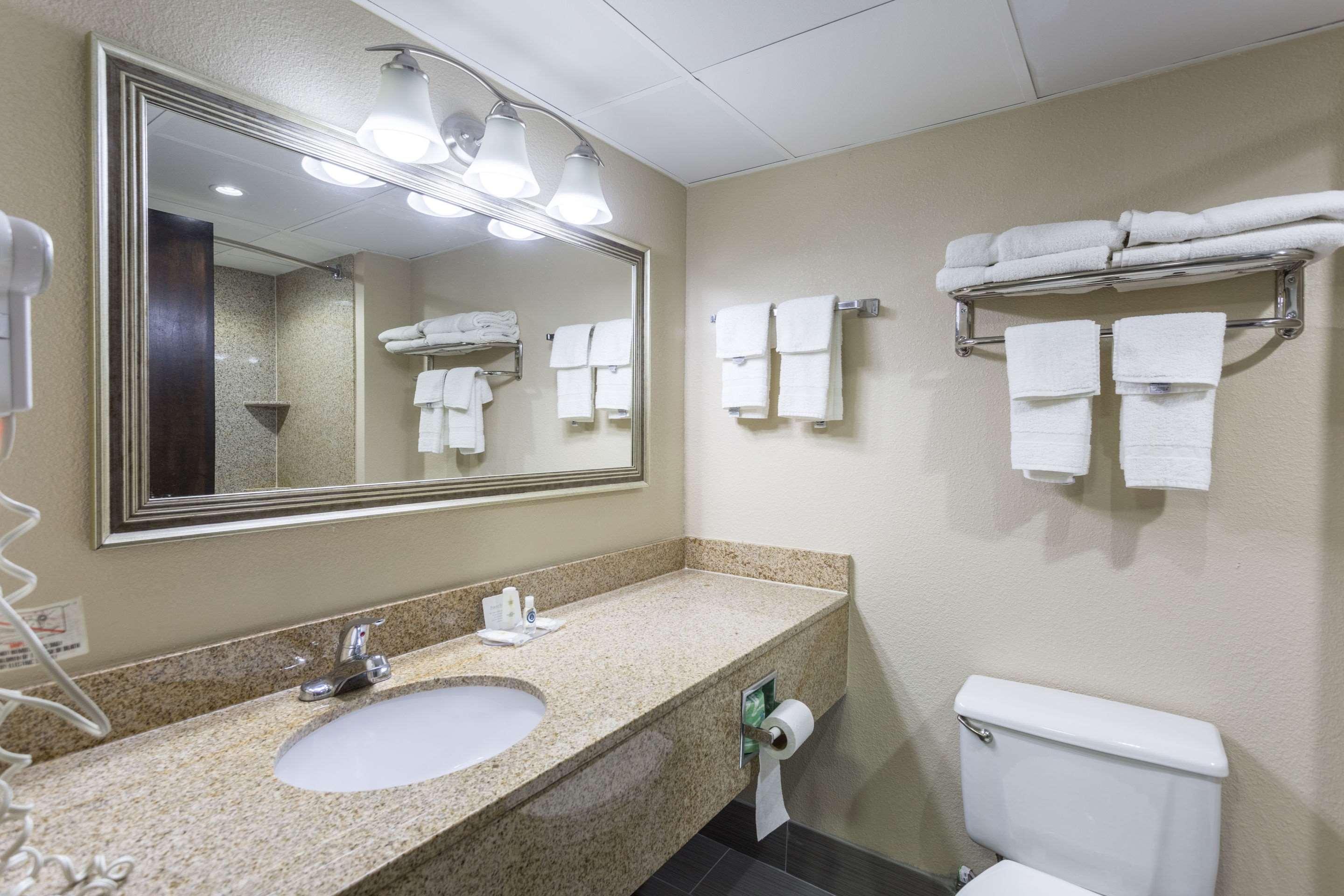 Comfort Inn Decatur Priceville Buitenkant foto