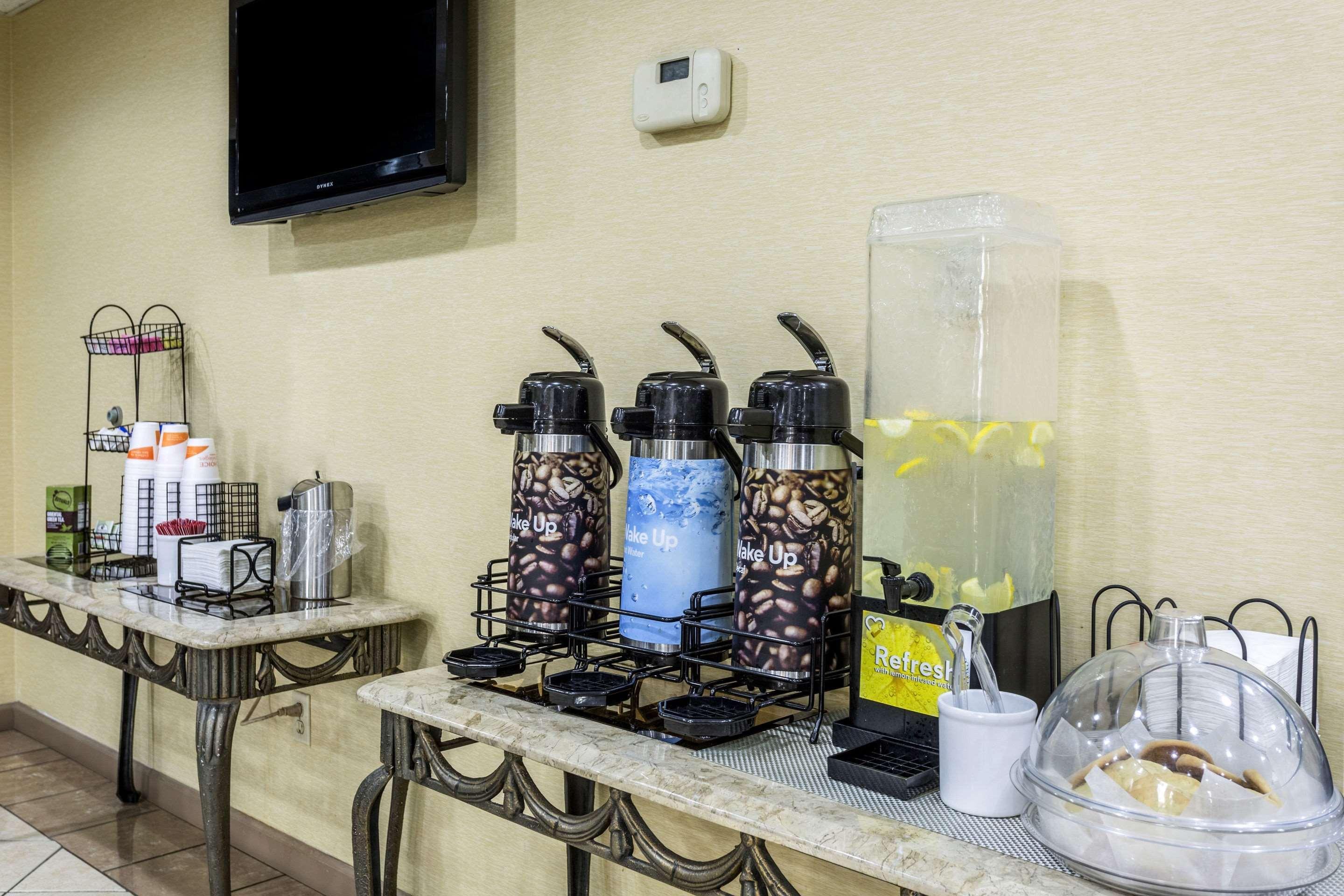 Comfort Inn Decatur Priceville Buitenkant foto