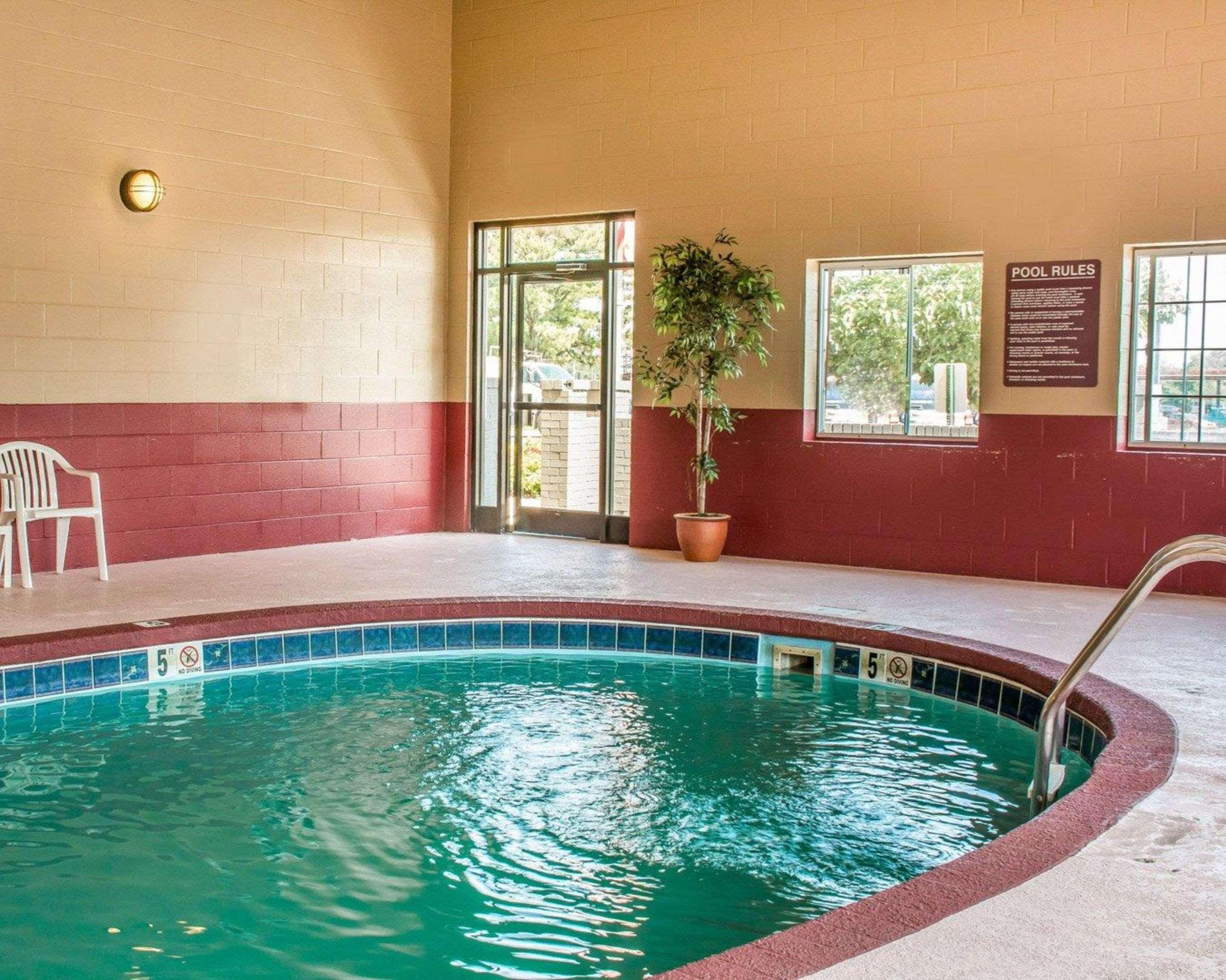 Comfort Inn Decatur Priceville Buitenkant foto
