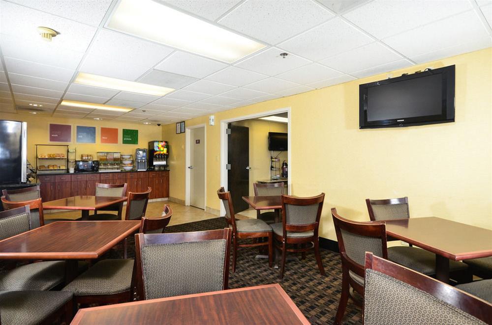 Comfort Inn Decatur Priceville Buitenkant foto